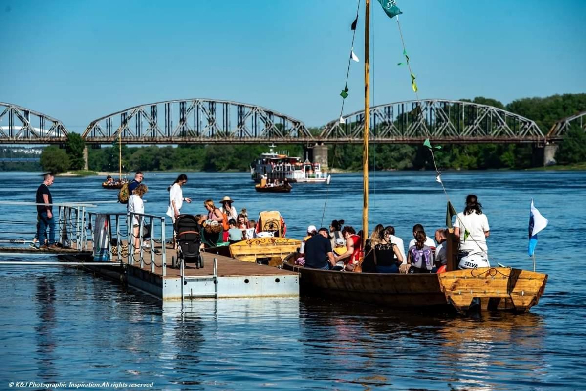 Barka Atena Торунь Экстерьер фото